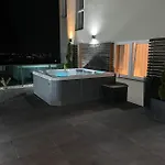 Διαμέρισμα Gavas Jacuzzi & Panoramic View