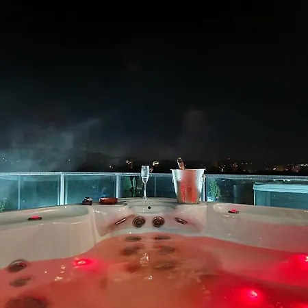 Apartment Gavas Jacuzzi & Panoramic View