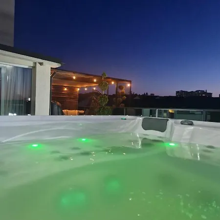 Gavas Jacuzzi & Panoramic View 아파트